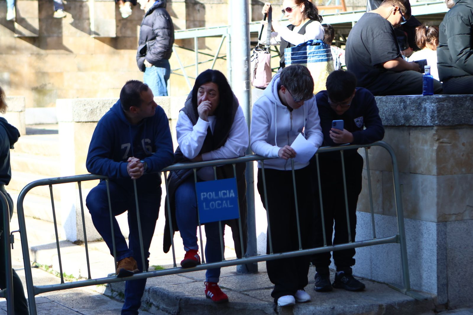 Procesión del encuentro de Nuestra Señora de la Alegría y Jesús Resucitado en el Domingo de Resurrección en Salamanca