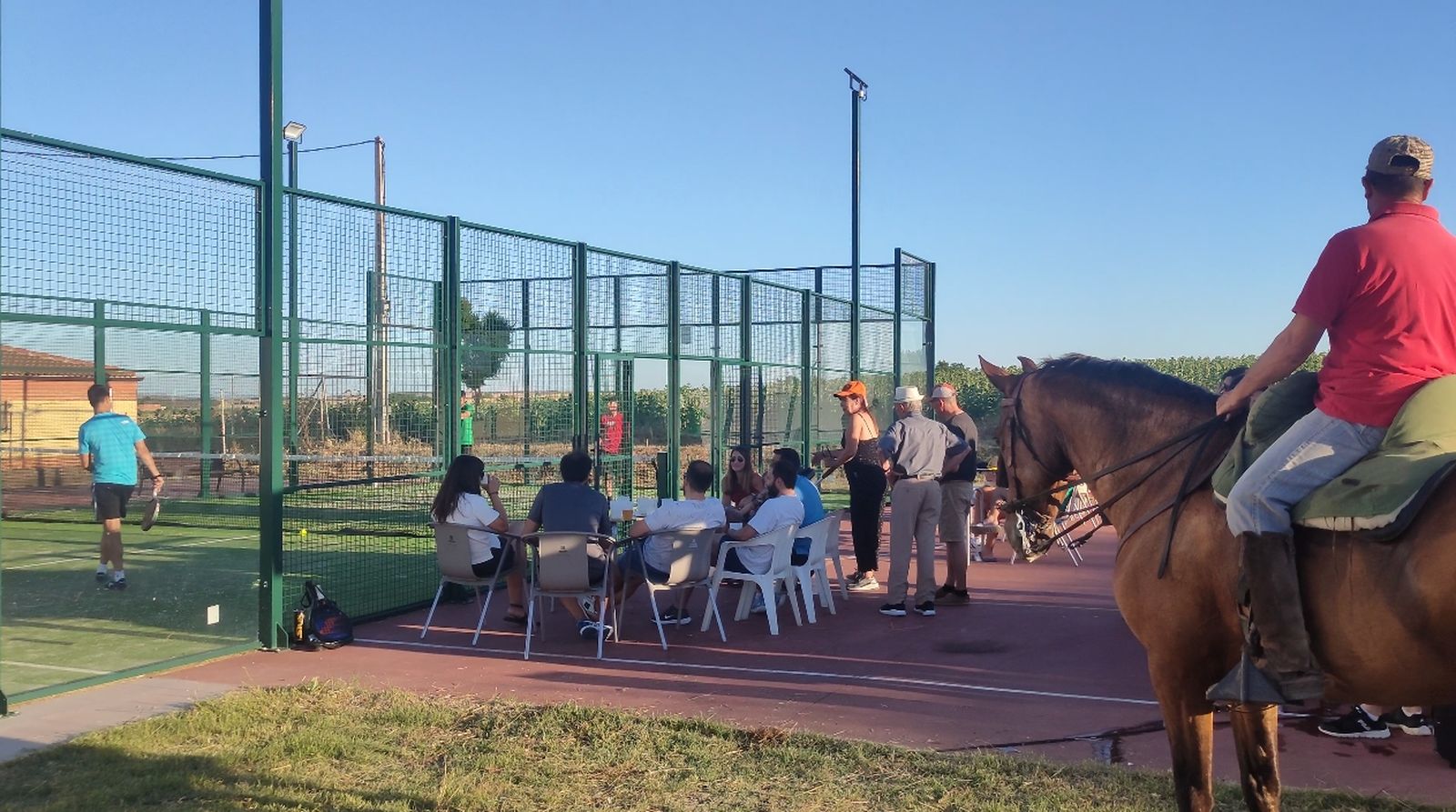Segundo torneo de pádel nocturno en Vadillo de la Guareña