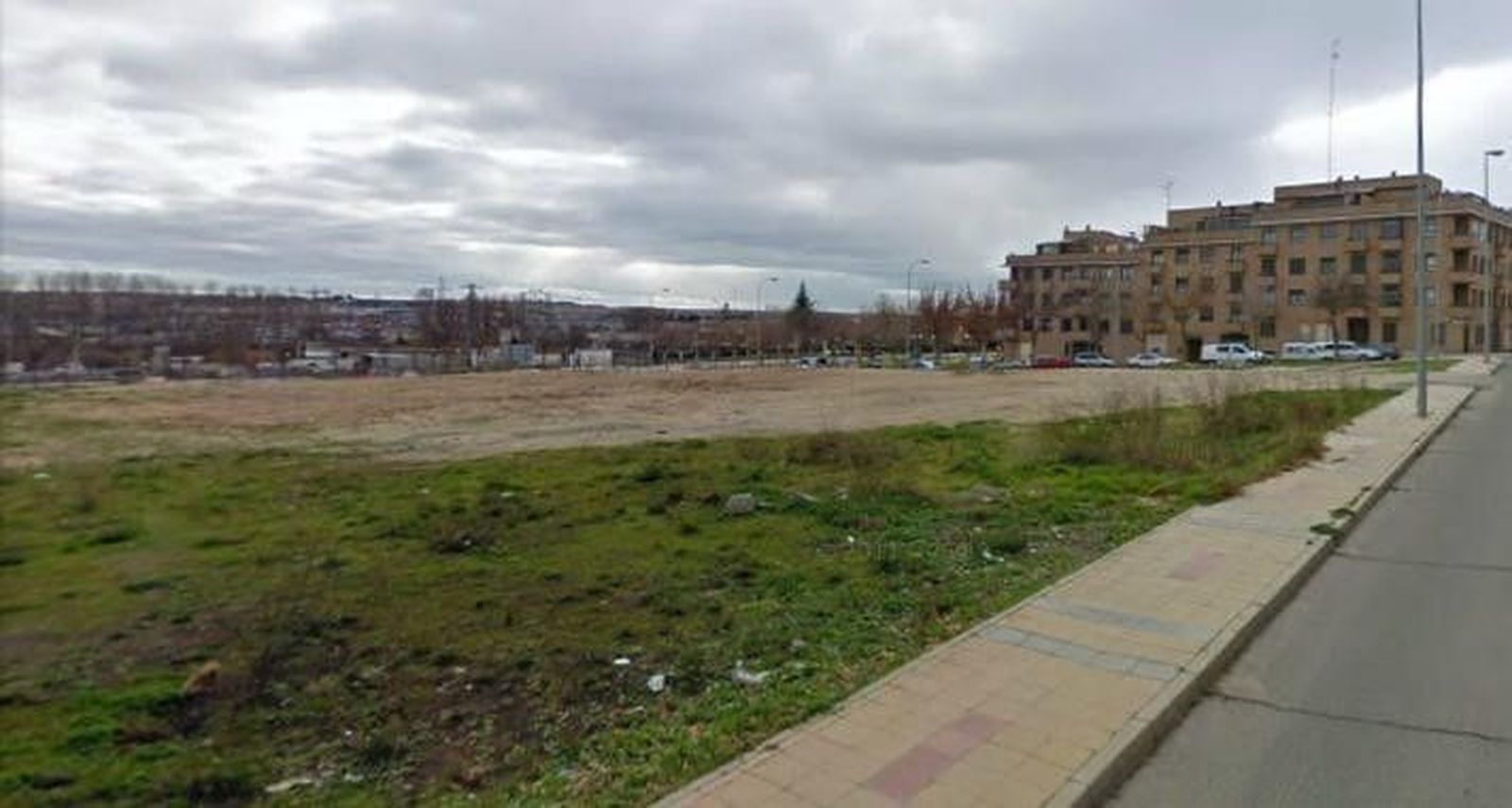 "Los nuevos aparcamientos de Prosperidad suponen un retraso al necesario centro de salud". Foto de archivo