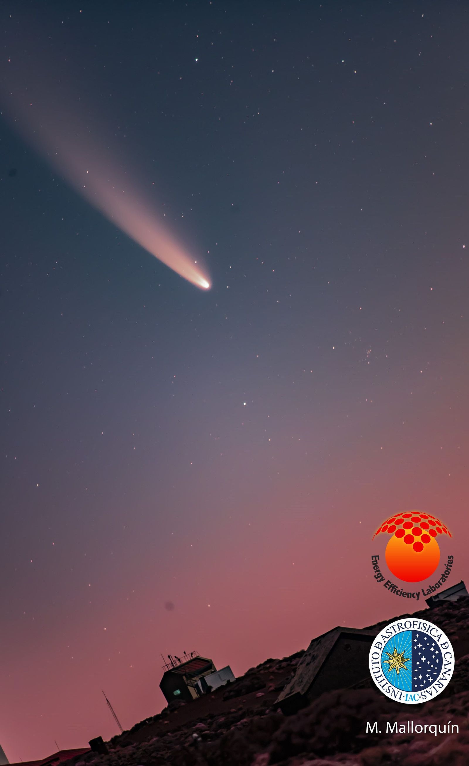Cometa C/2020 F3 (NEOWISE) desde el Observatorio del Teide la madrugada del 11 de julio de 2020