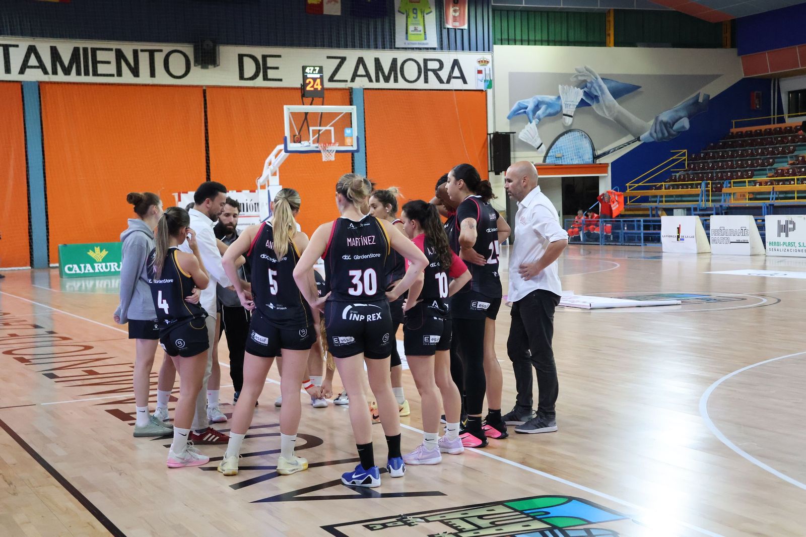 Partido entre CD Zamarat y Cajasol Baloncesto Sevilla