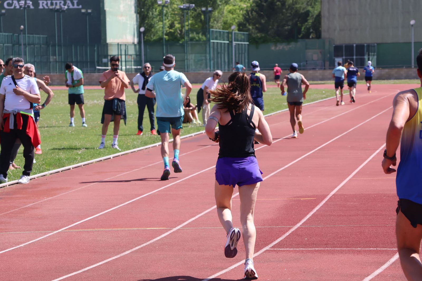 GALERÍA | Revive en imágenes la llegada a meta de los atletas en la Media Maratón de Zamora