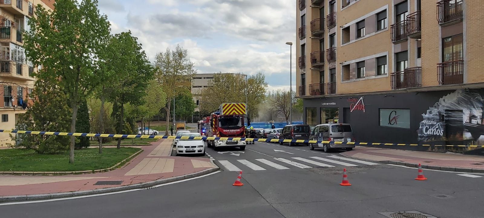 Escape de gas en la calle Federico de Onís con calle San Pedro