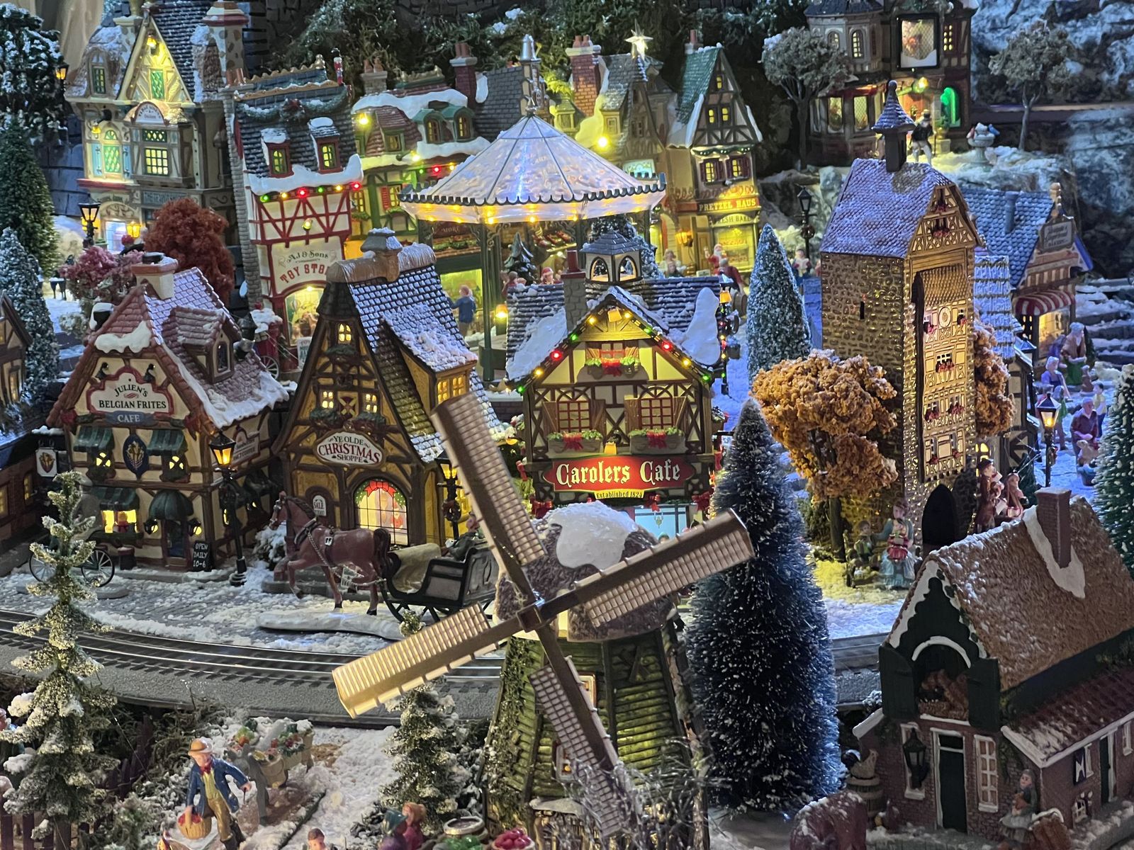 Ciudad de Navidad en la Torre de los Anaya