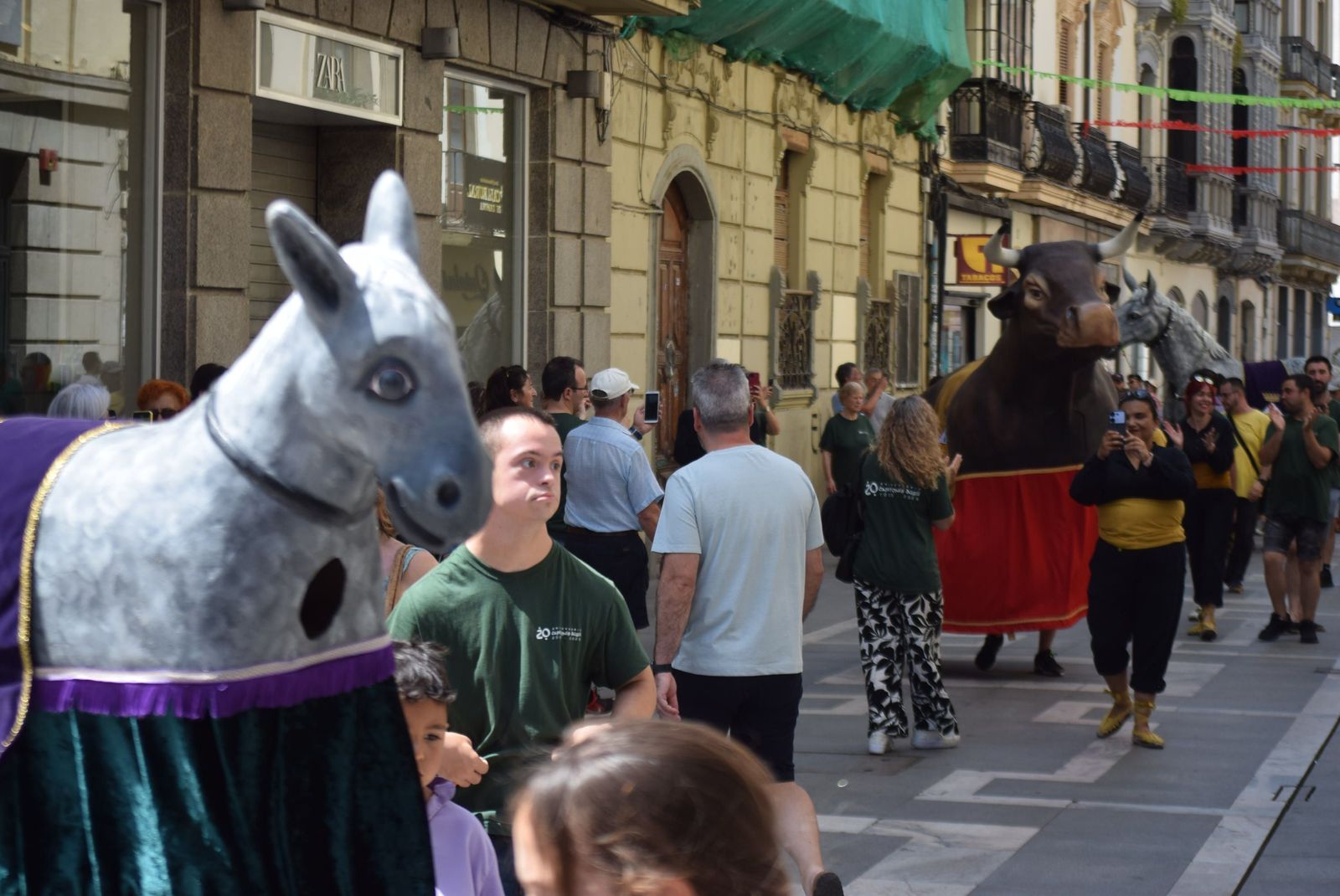 Desfile del Bestiario San Pedro 2025