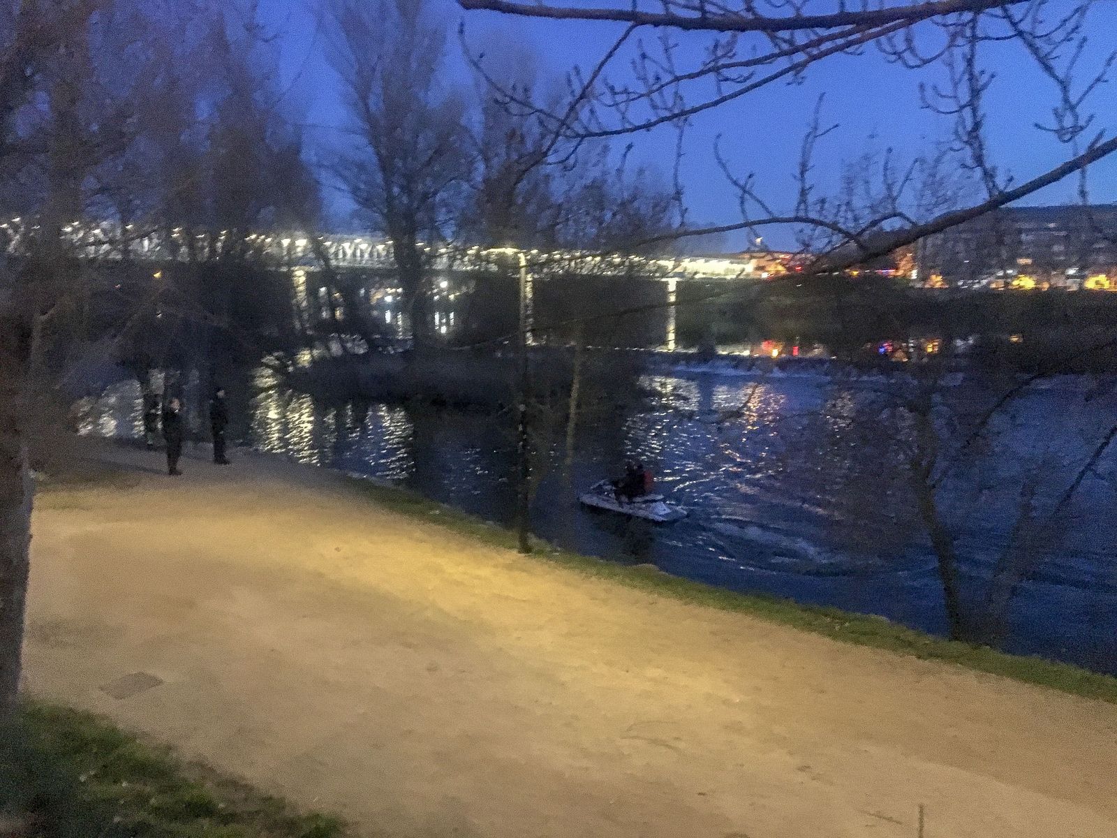 566A9F37 DD67 40B4 A80D 94031C040AF2