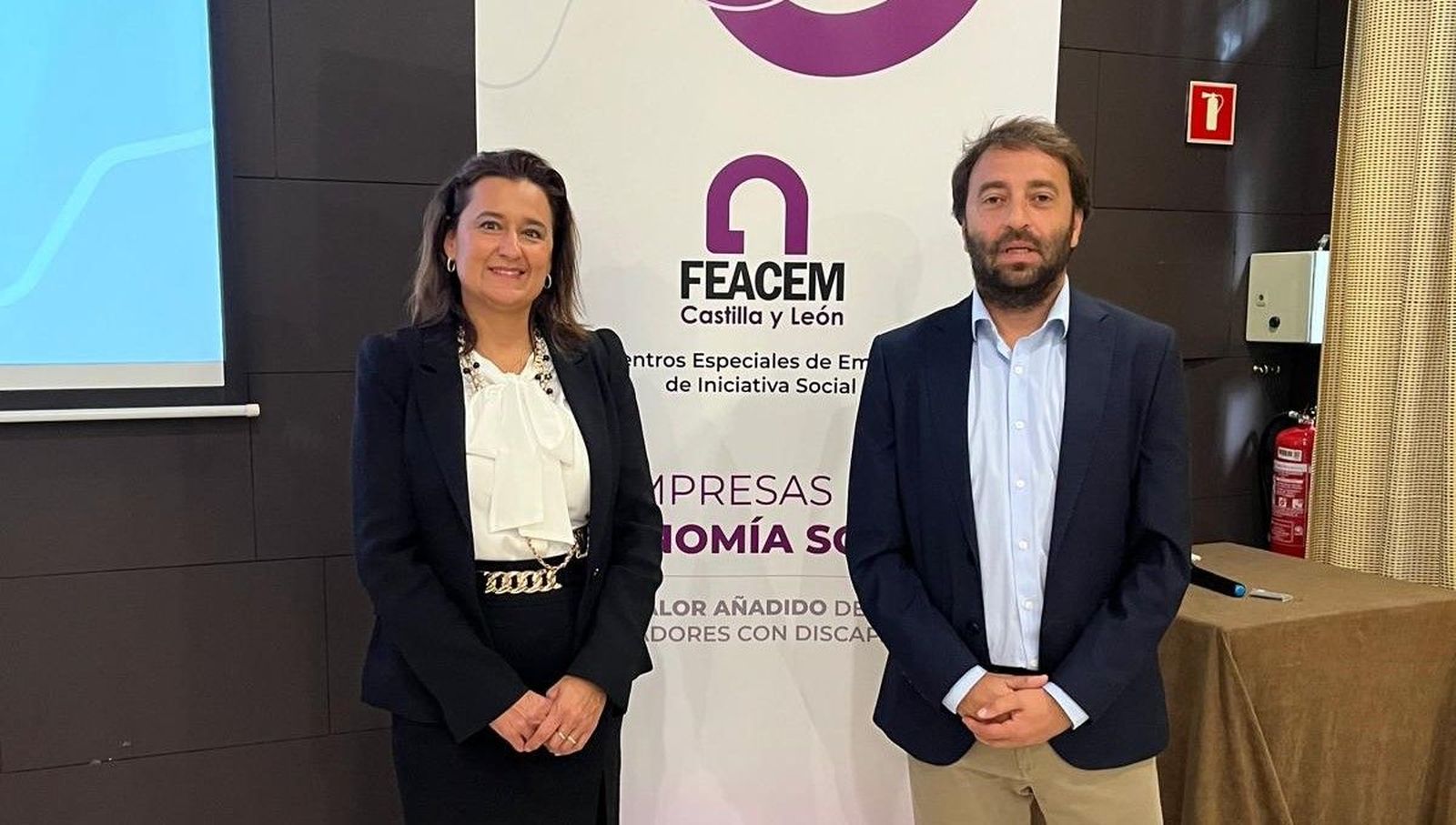 La Junta impulsa la contratación de personas con discapacidad en el mercado ordinario con un presupuesto inicial de 312.000 euros La Junta impulsa la contratación de personas con discapacidad en el mercado ordinario con un presupuesto inicial de 312.000 euros
