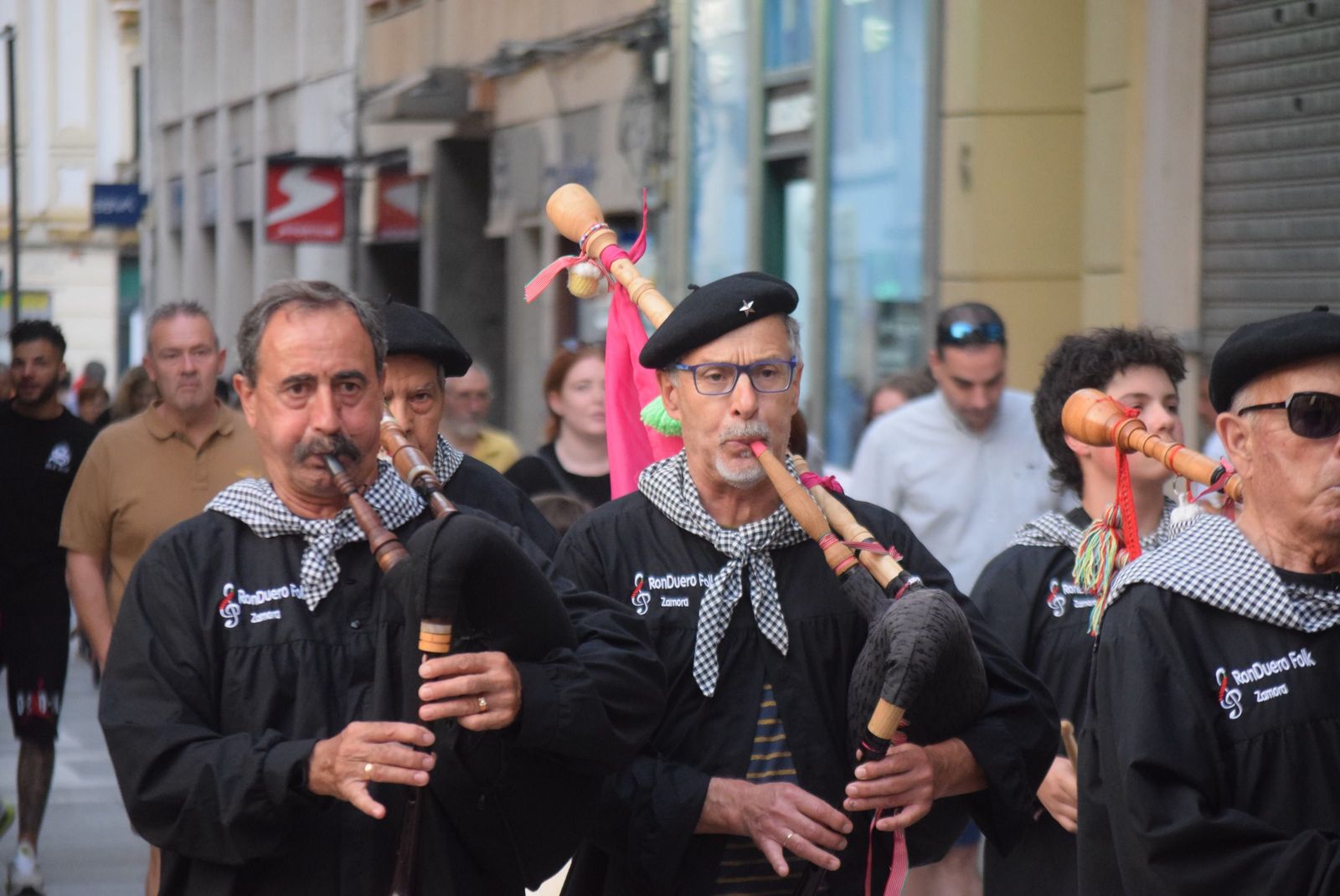 grupo-ronduero-en-la-xxx-muestra-de-folklore-18