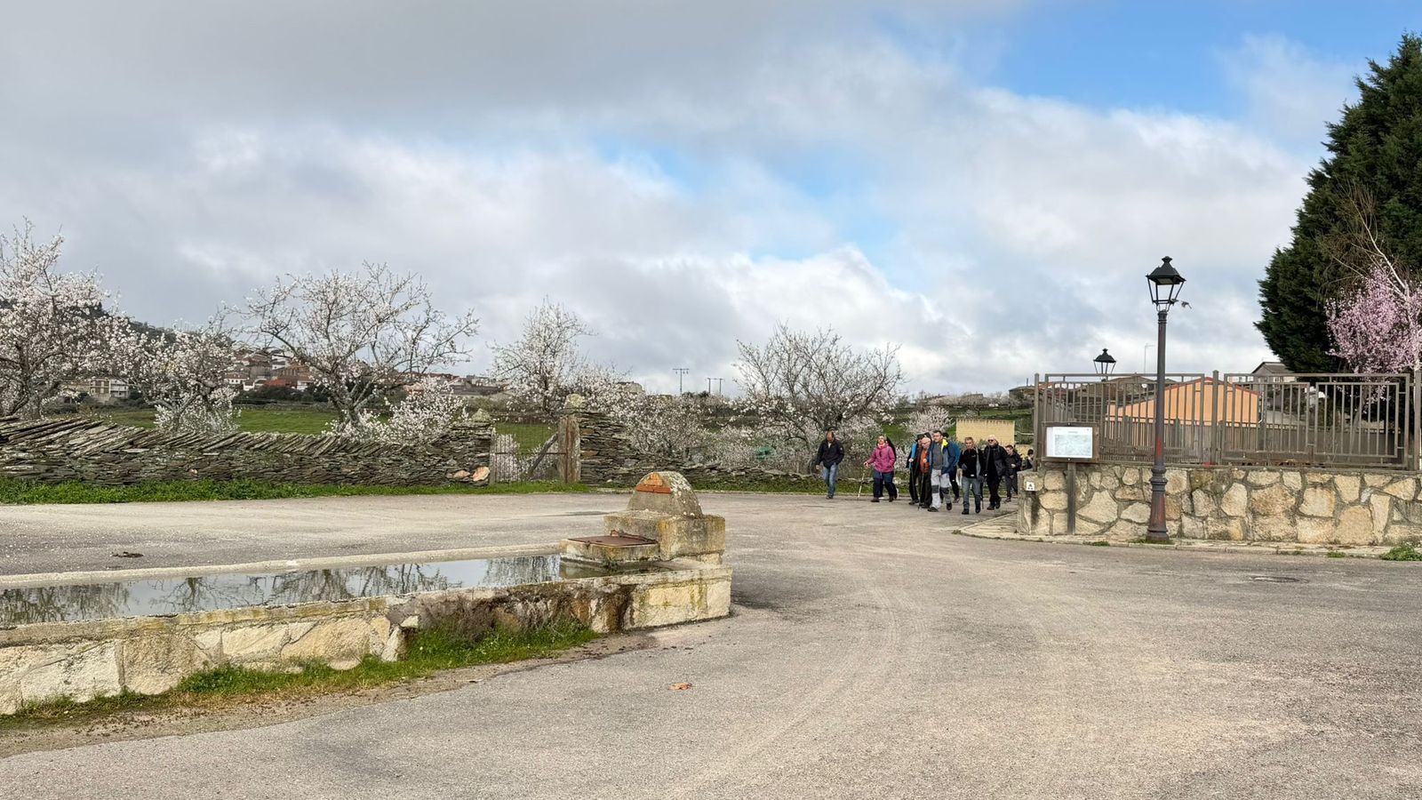 Marcha senderista en Vilvestre