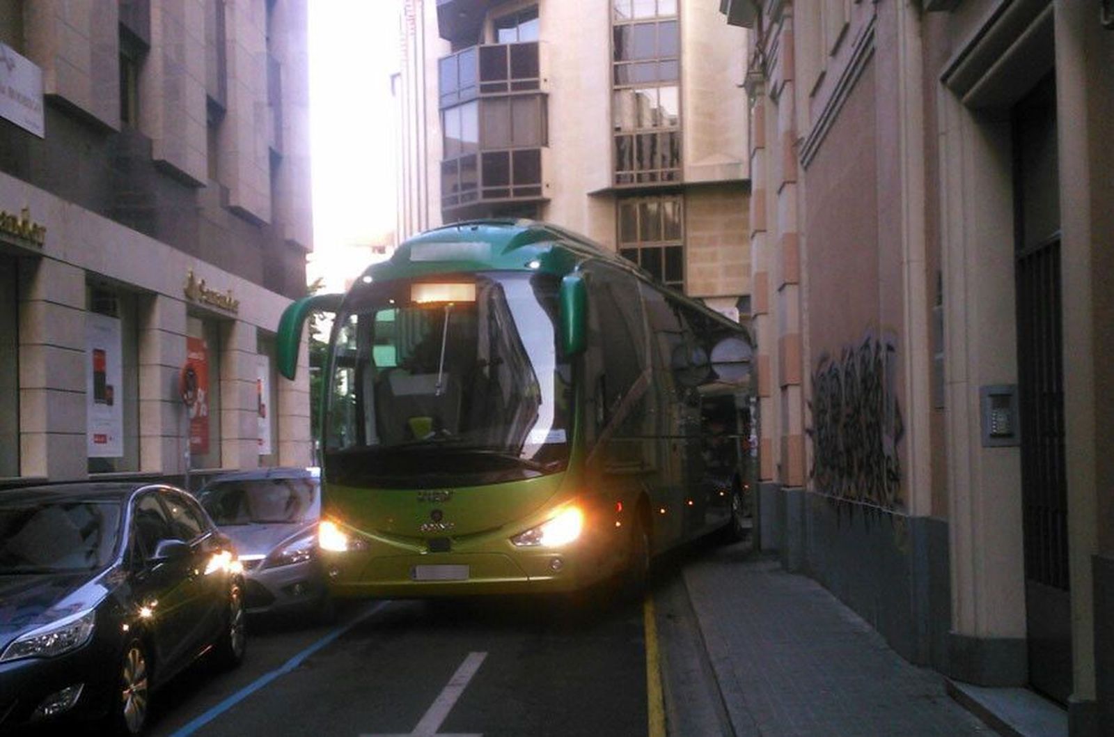 Bus atascado brasa