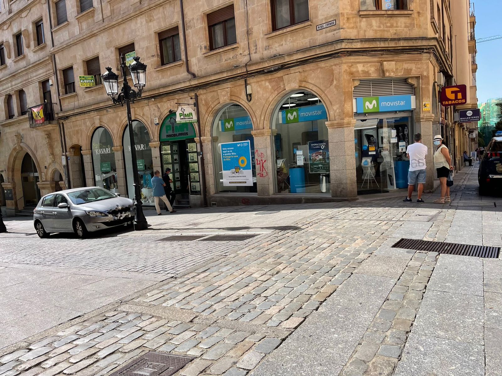 La Policía Nacional investiga un robo en una inmobiliaria de la calle Vázquez Coronado