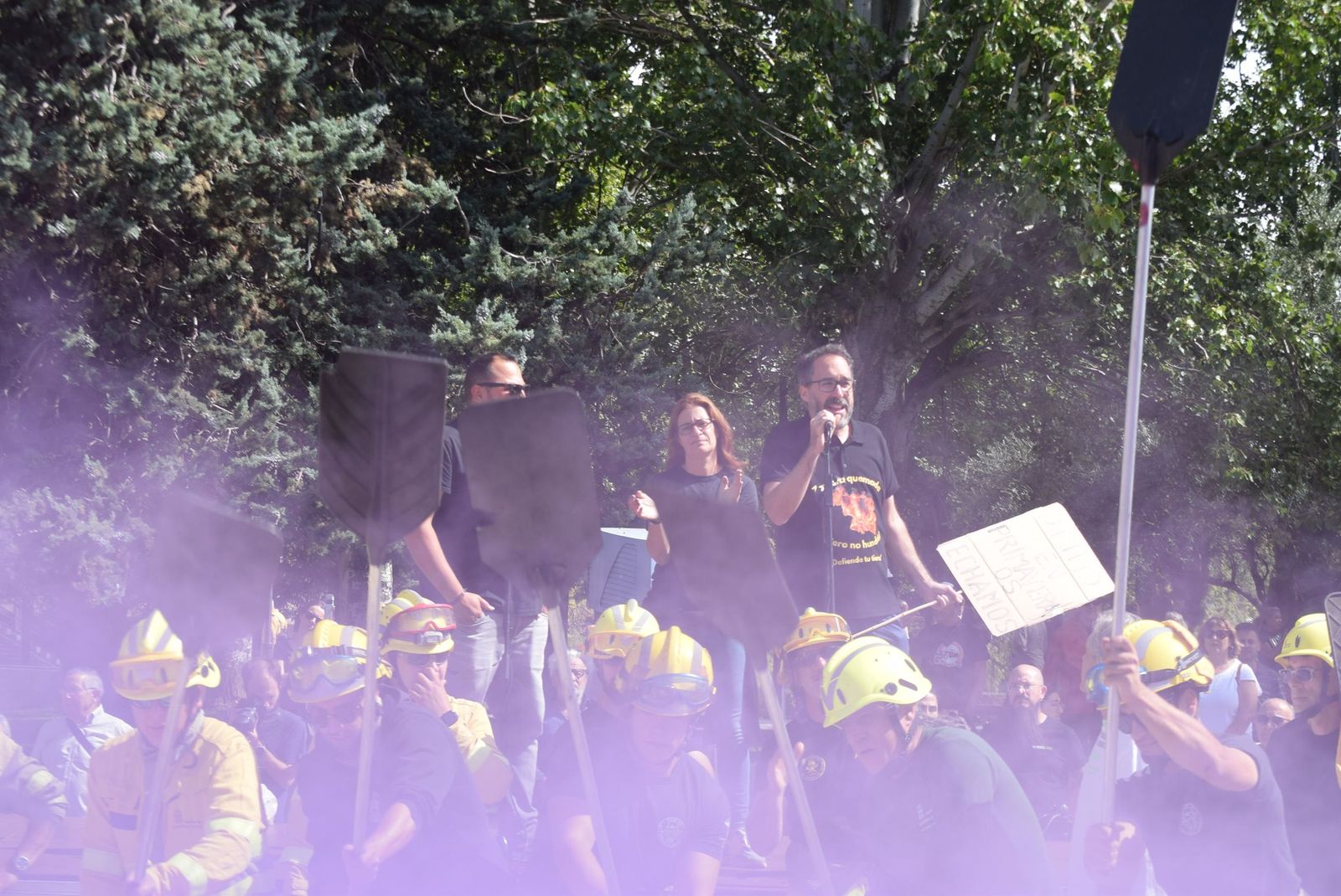 Concentración para reclamar "respeto y justicia" para Zamora tras los incendios