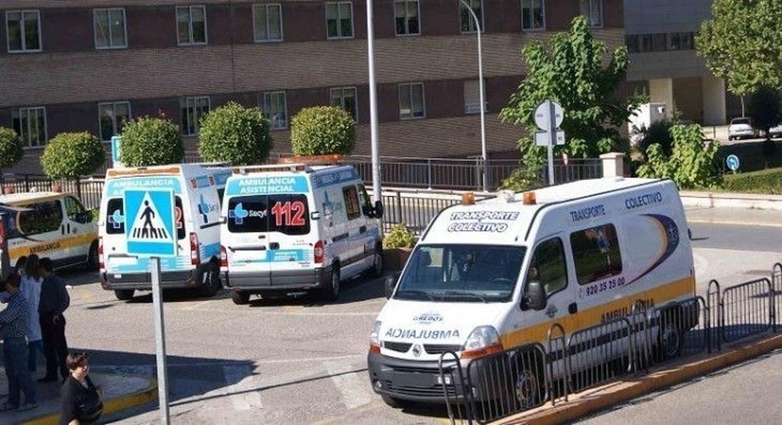 Cuatro heridos en un accidente de tráfico junto al Puente Romano