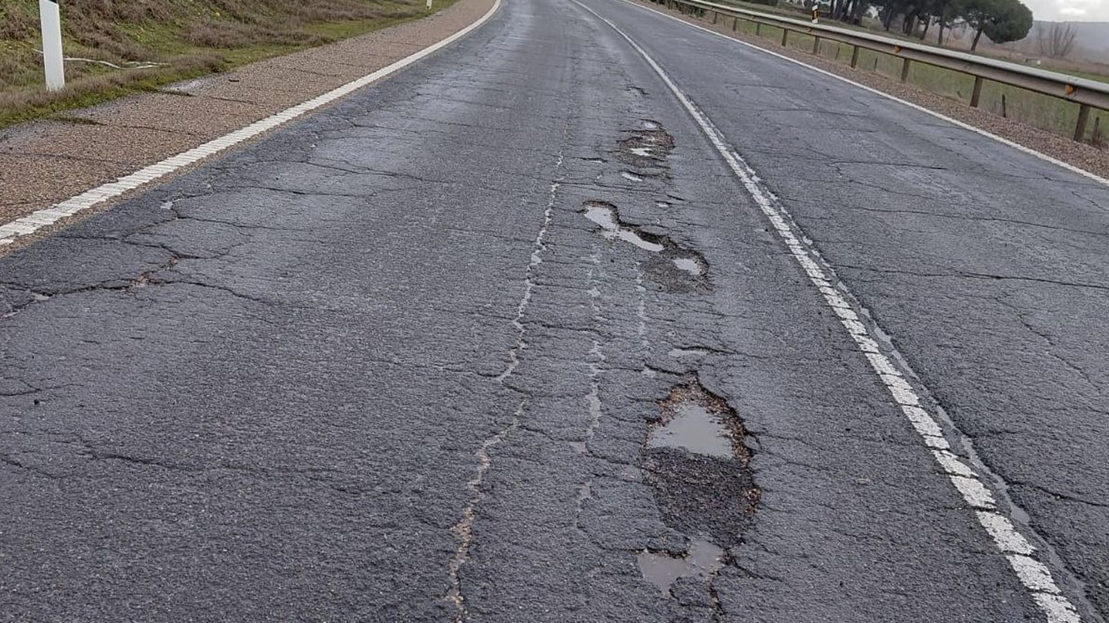 “Estado tercermundista” de la N-122 entre Zamora y Toro