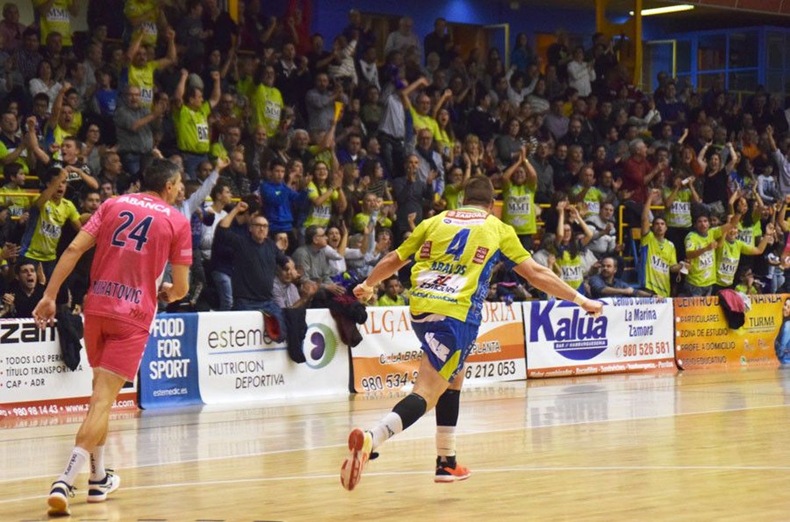 Abalos celebra bmzamora cangas aficion