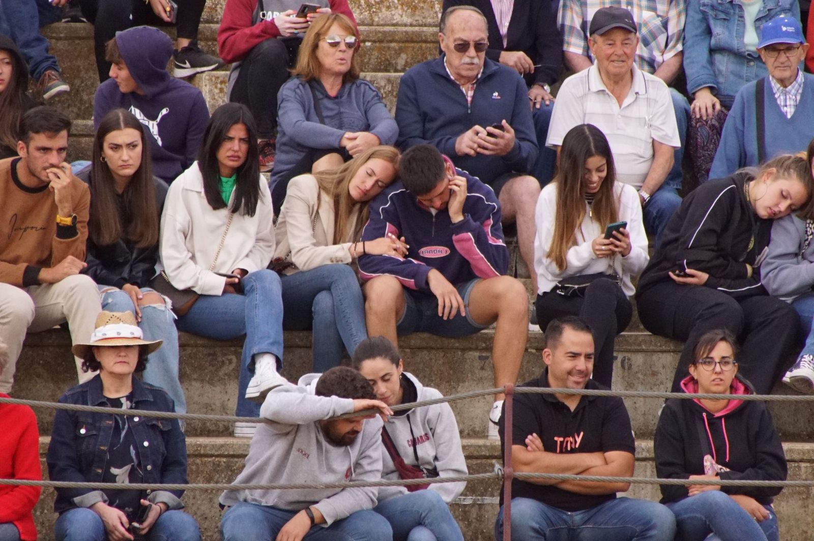 08f2fe04-1e76-402d-b874-bfaa75876a7e