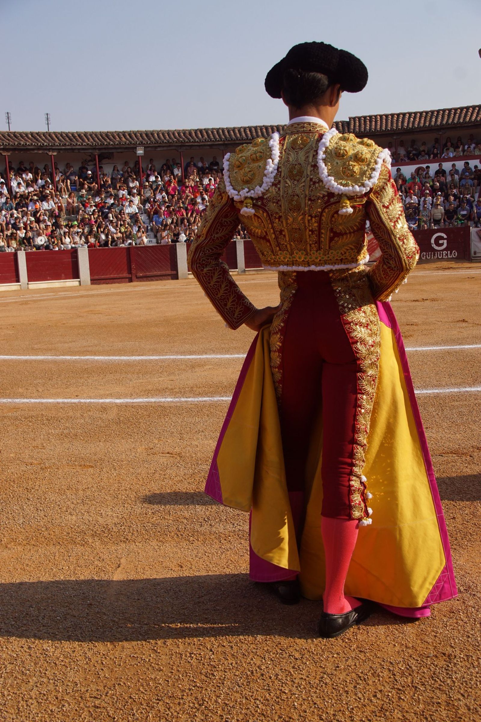 : Emilio de Justo y Diosleguarde cierran en hombros una feria de Guijuelo marcada por las despedidas de El Capea y Javier Castaño