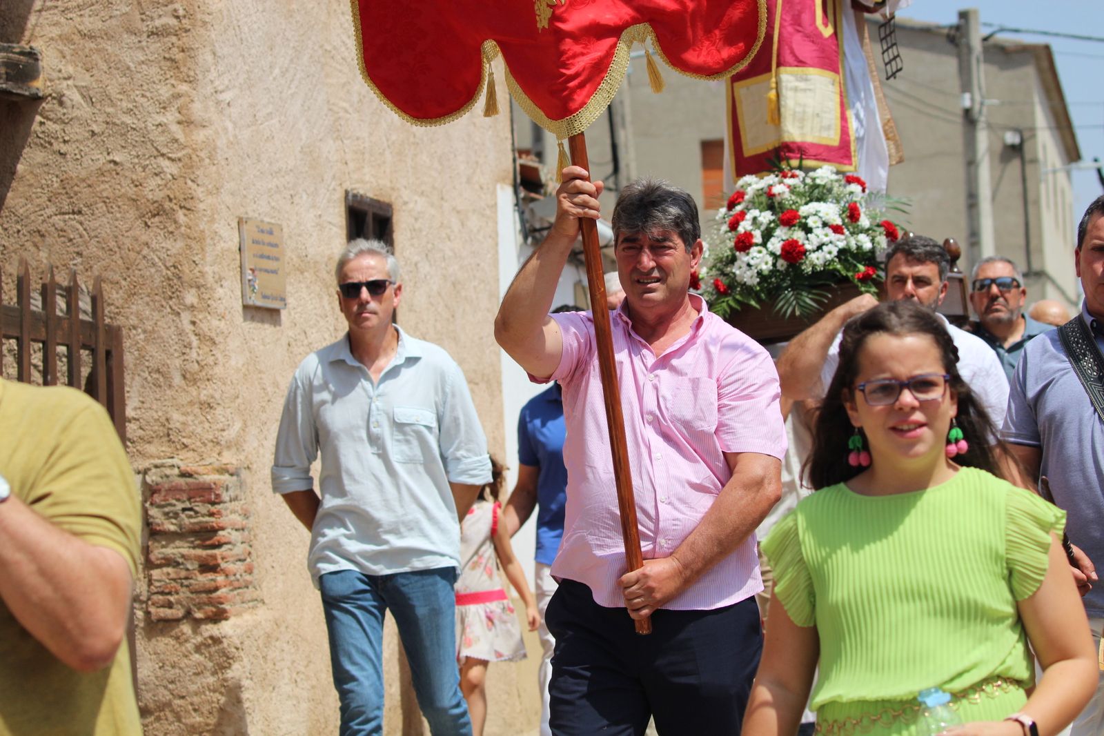 Los vecinos de Rollán arropan a su patrón San Lorenzo