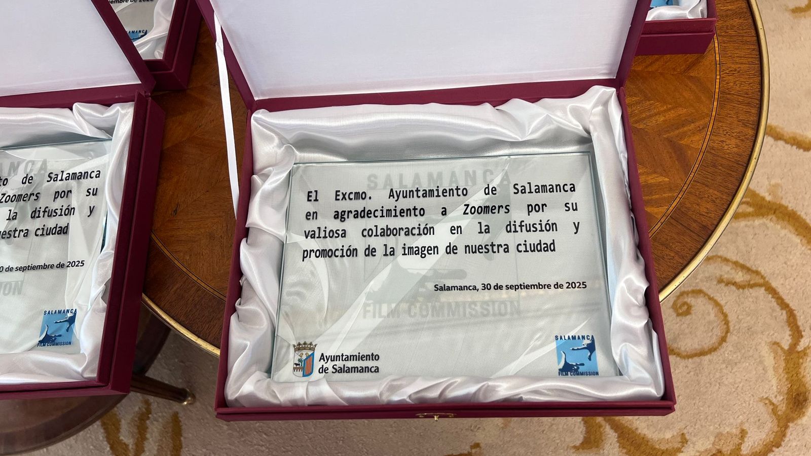 Placa conmemorativa 'Zoomers'