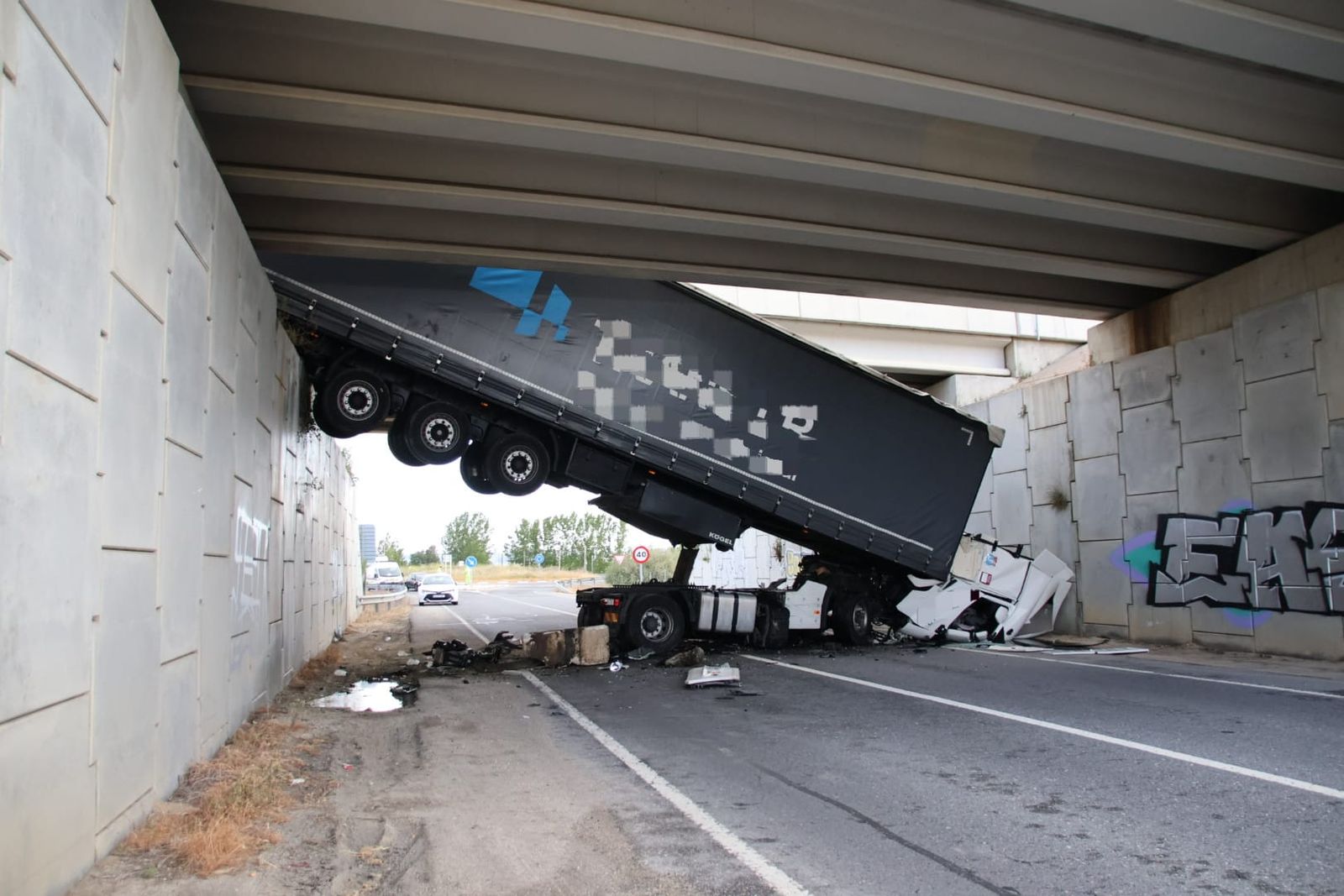 whatsapp-image-2024-05-17-at-09-10-08