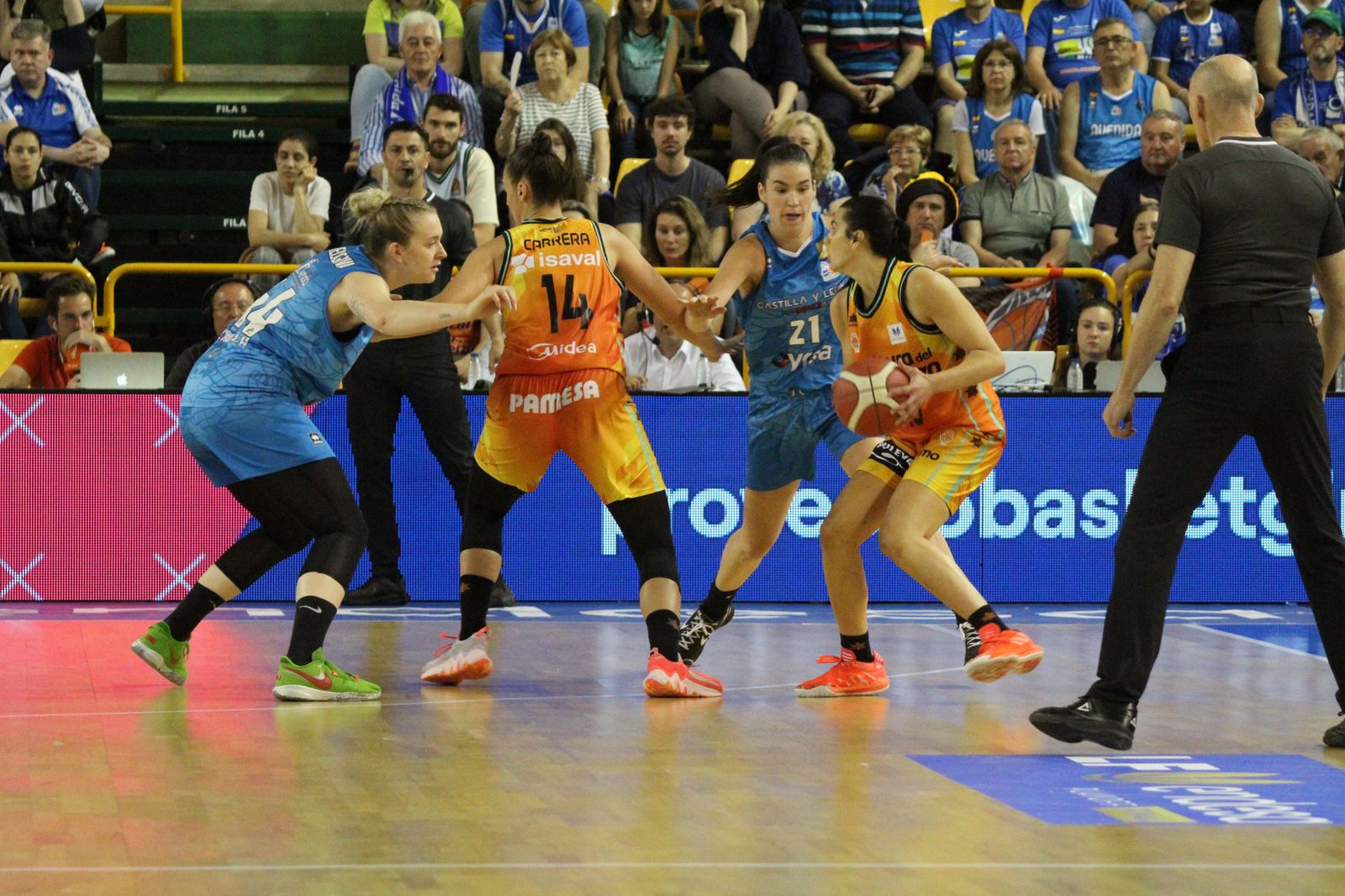 perfumerias-avenida-valencia-basket-26