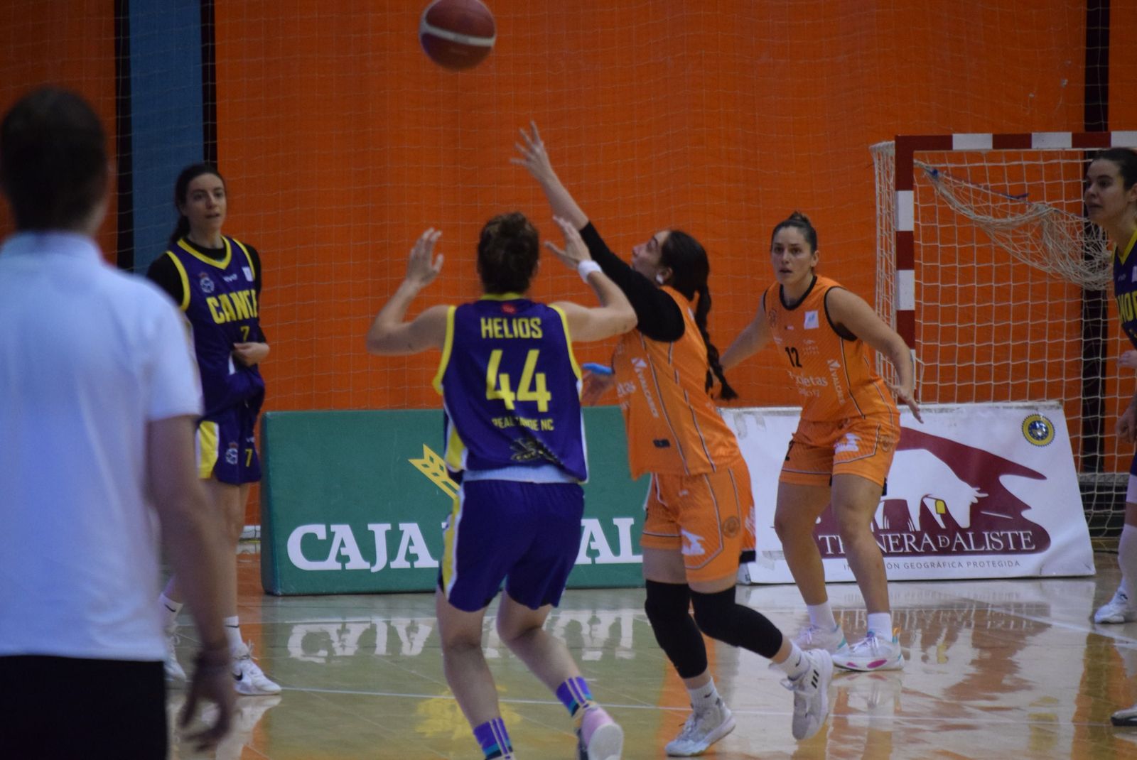 cd-zamarat-real-canoe-40