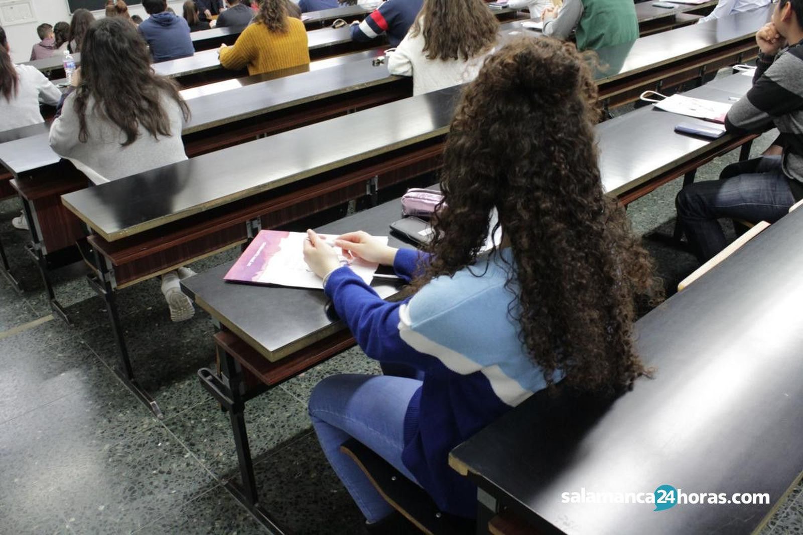 Alumnos Examen Profesores Universidad Ciencias Químicas (11)