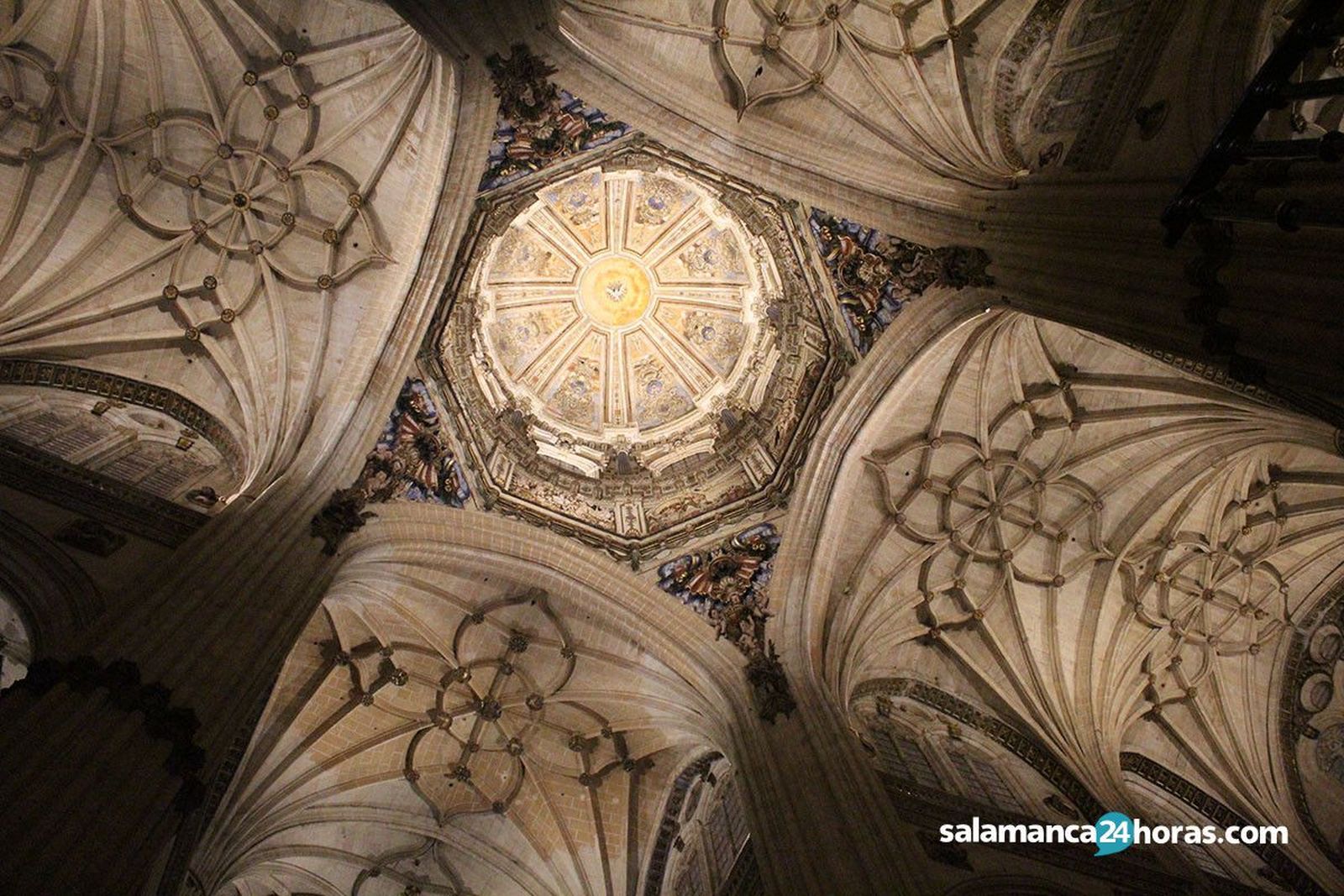 Inauguracion de la iluminación ornamental interior de la Catedral 14