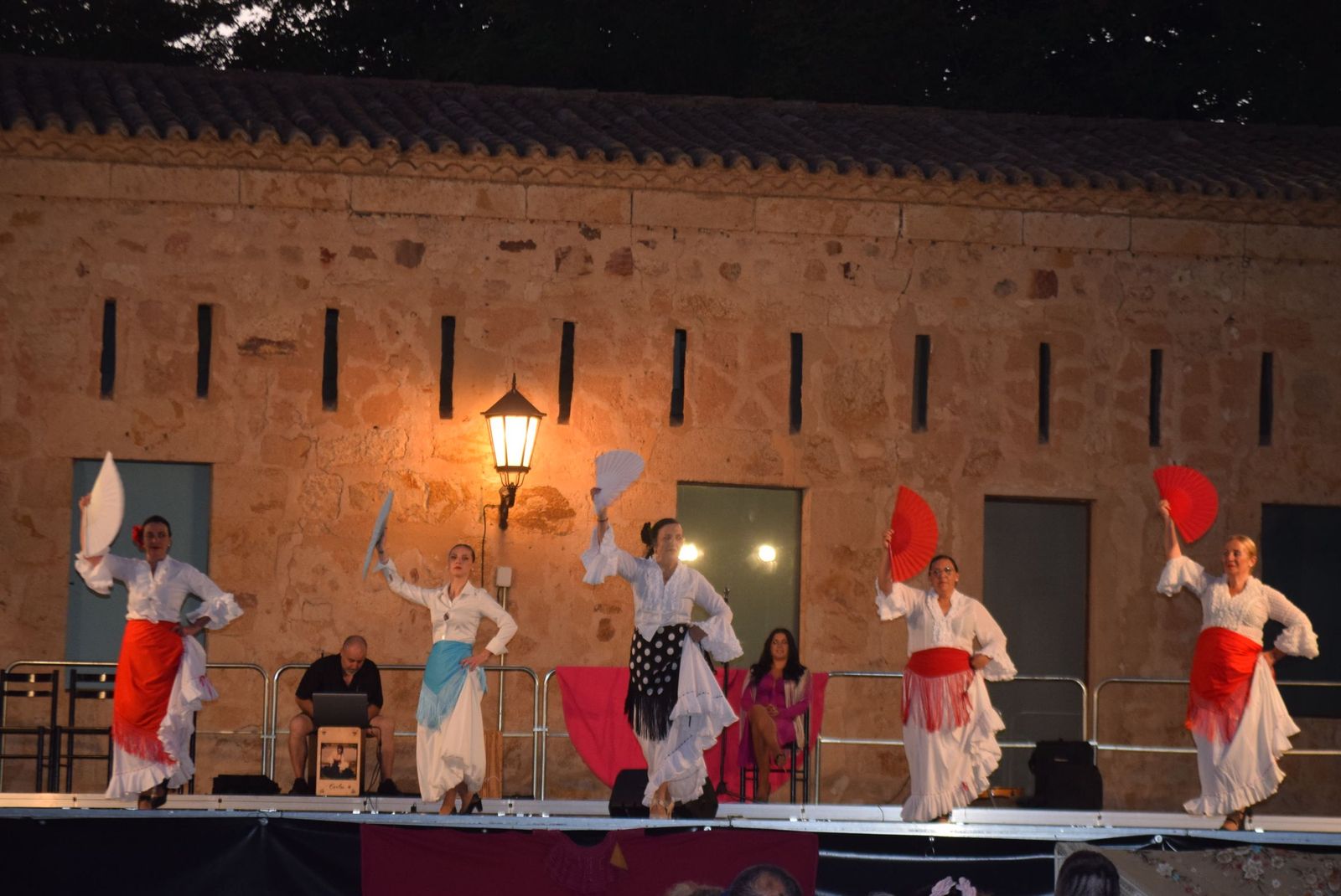 Arte rociero a los pies de la Catedral