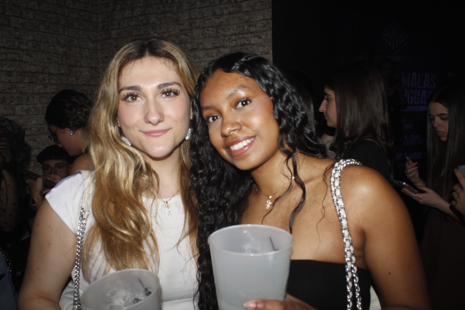 Salamanca de noche, sábado 21 de marzo