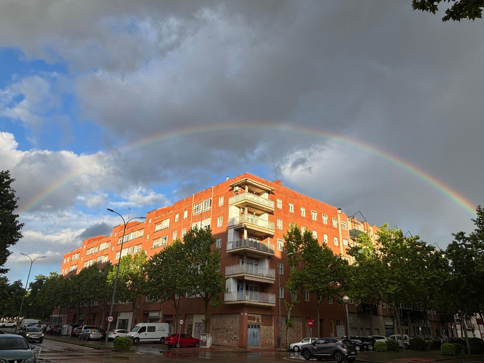 Arcoiris desde el barrio de Puente Ladrillo
