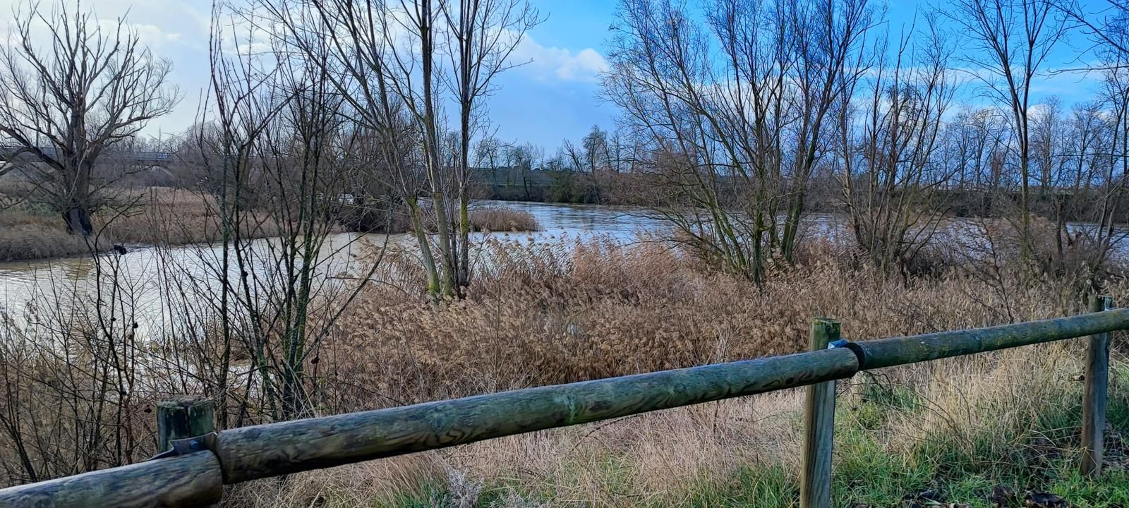 Río Valderaduey en la capital este miércoles
