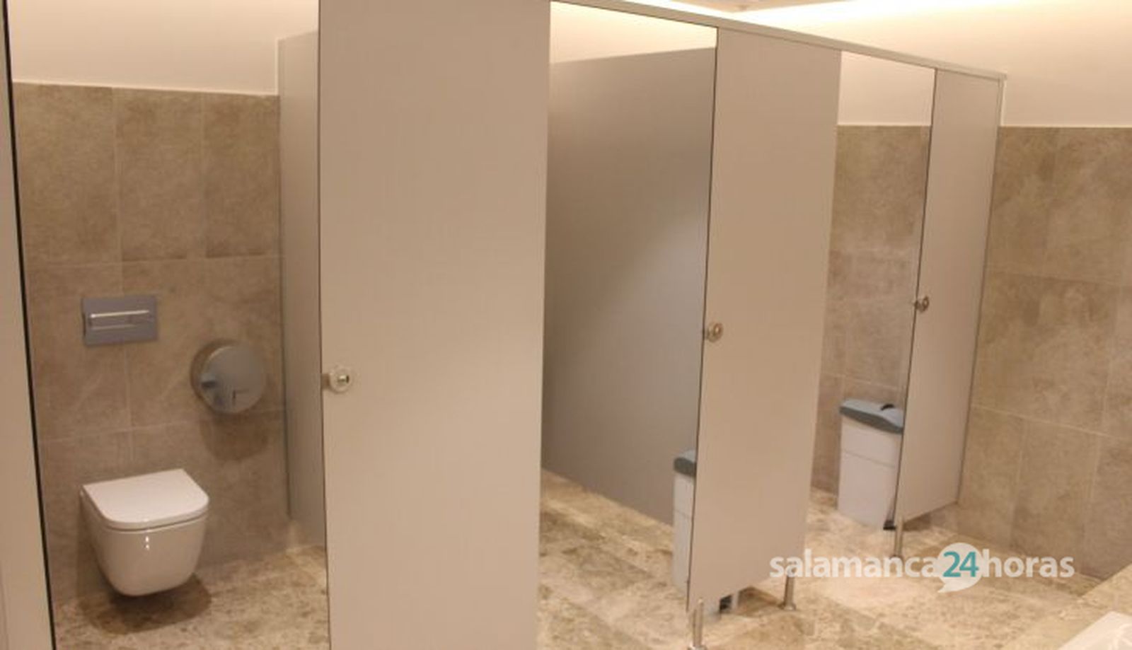 GALERÍA | Así es el nuevo espacio de la lonja norte de la Catedral