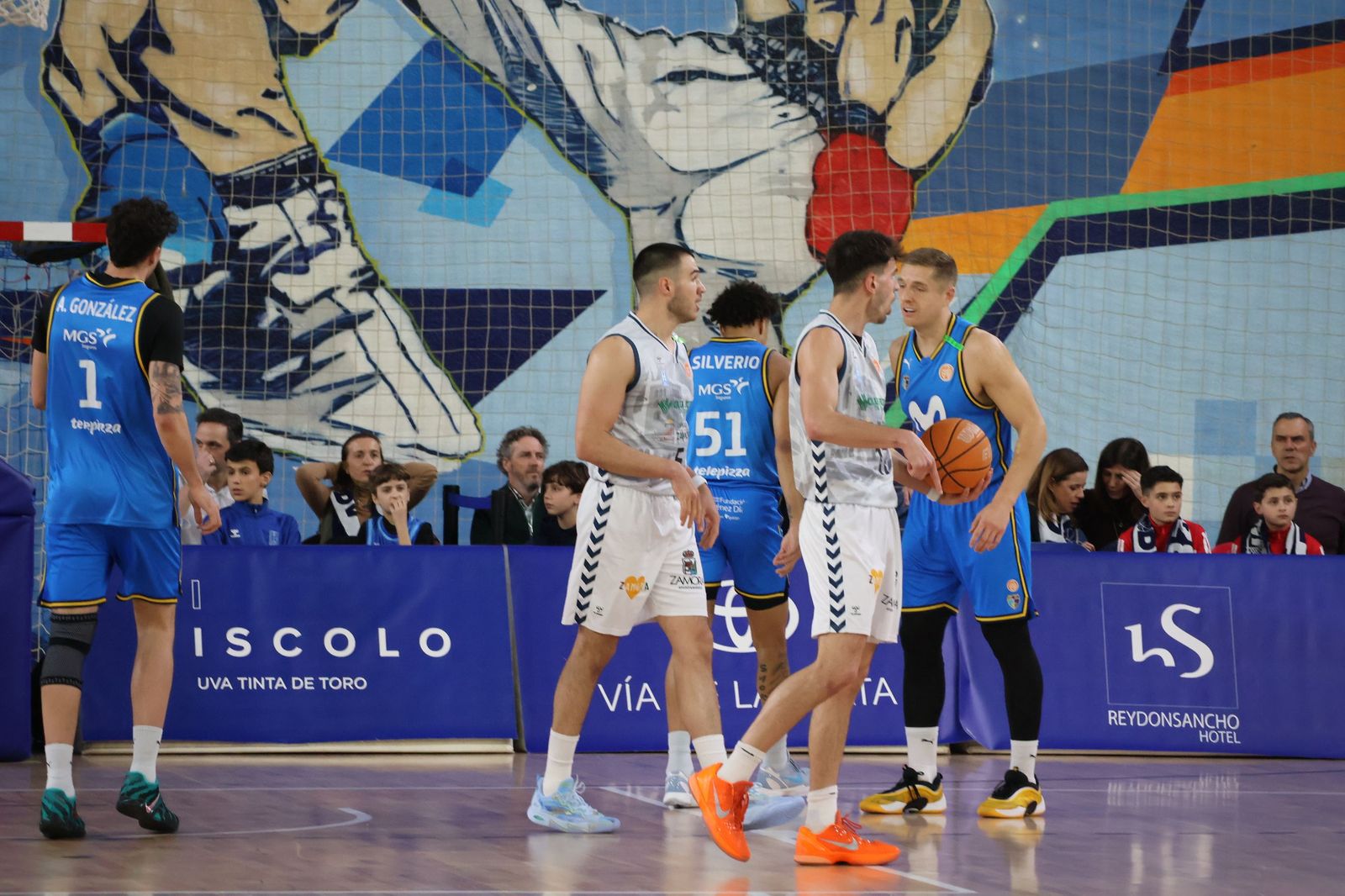 GALERÍA | Revive el esperado encuentro entre el CB Zamora y el Movistar Estudiantes