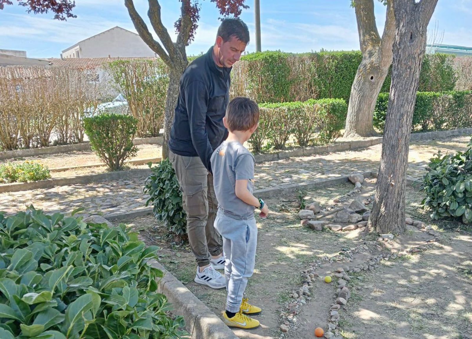 whatsapp-image-2023-04-17-at-15-53-26-2