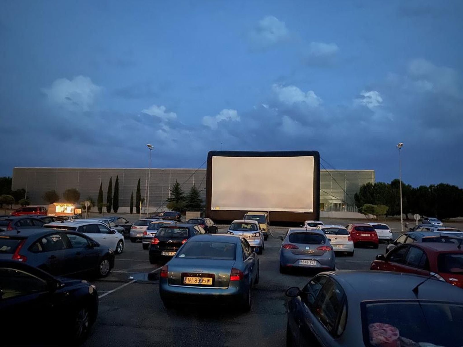 Autocine cine coches