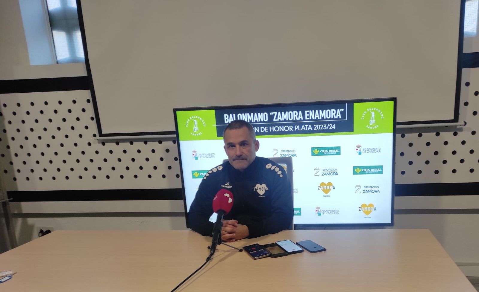 Diego soto, entrenador del Balonmano Zamora Enamora