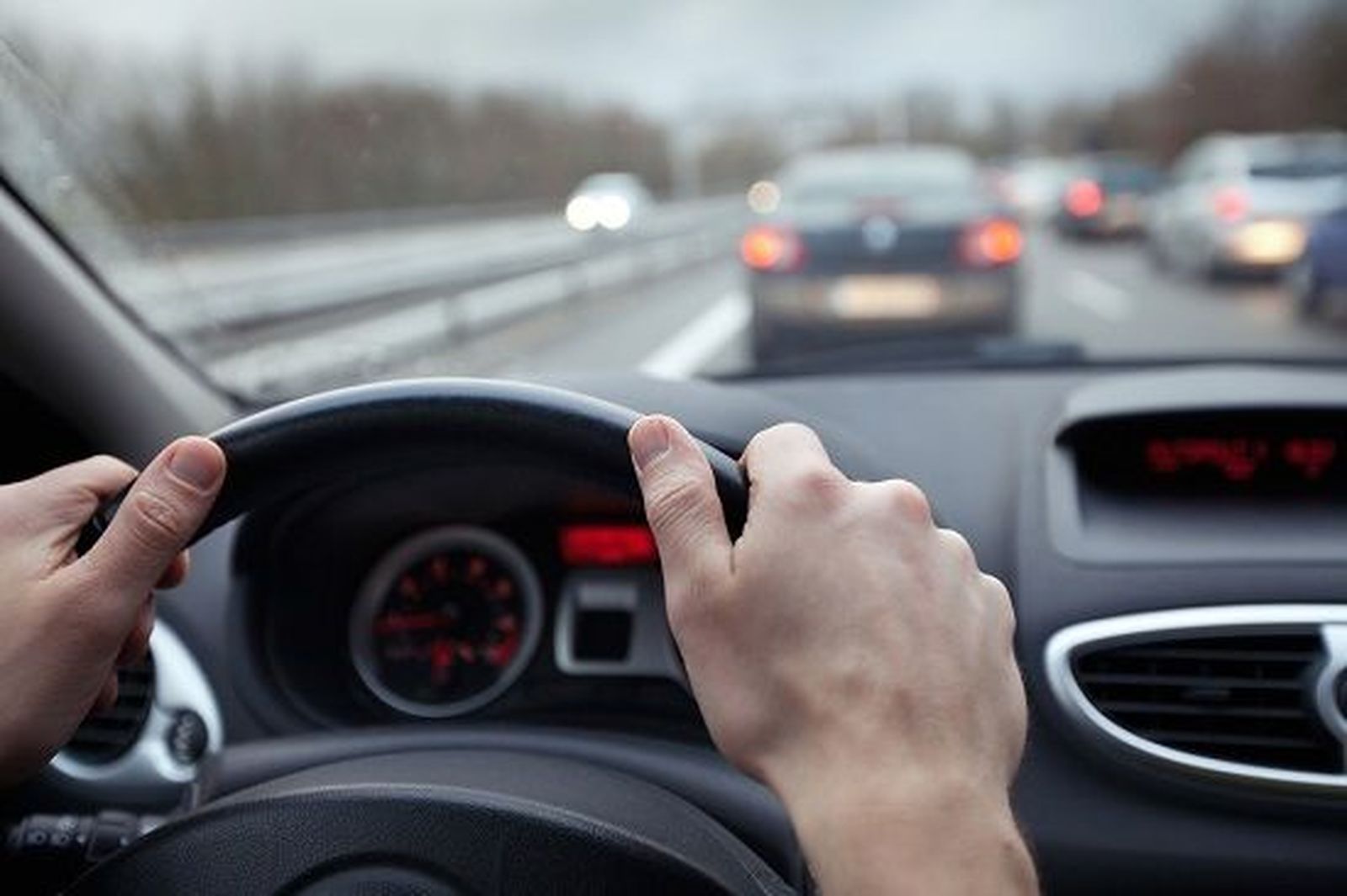 Conductor al volante. | DGT Conductor al volante. | DGT