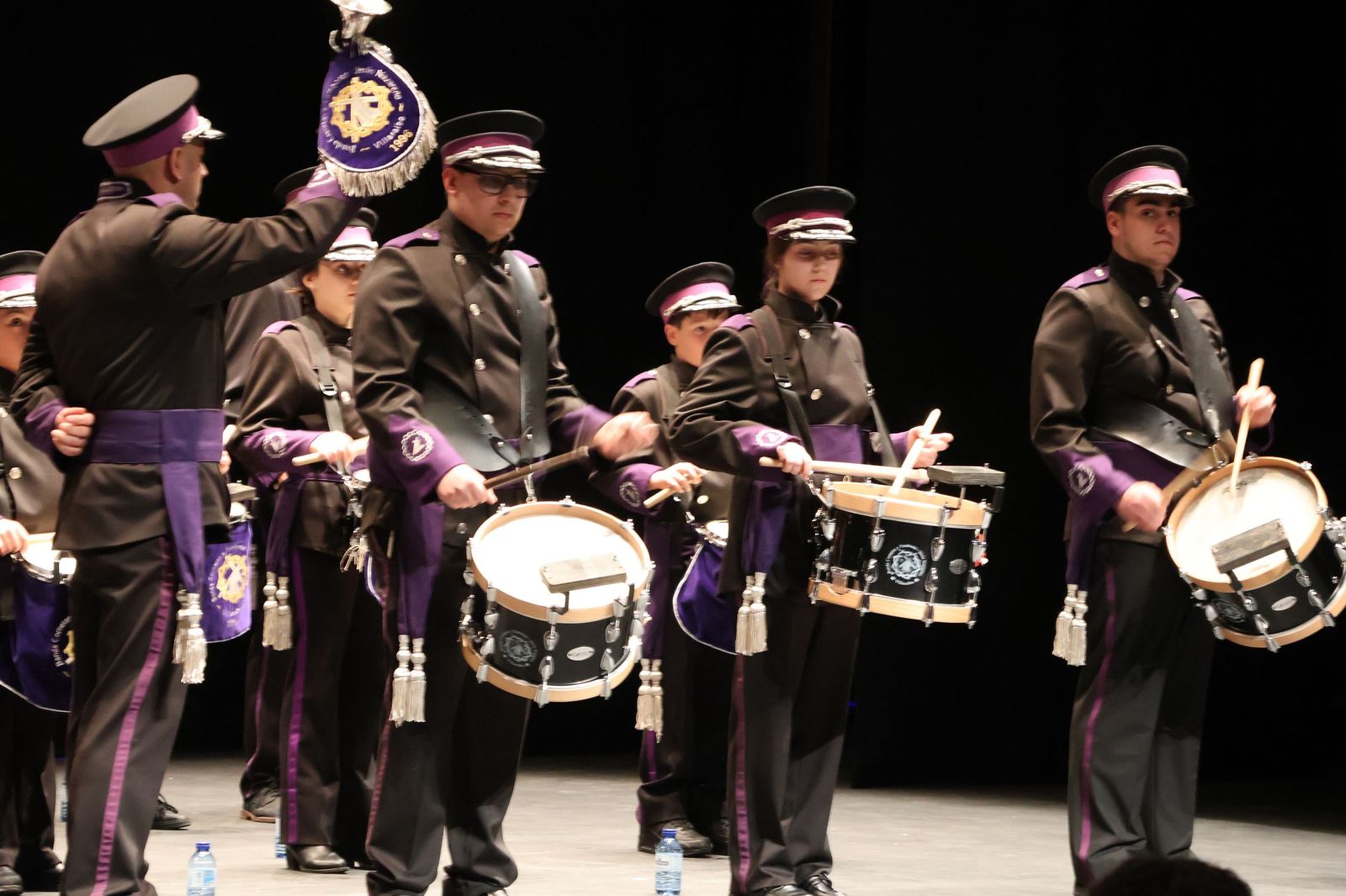 GALERÍA | Revive un Certamen de Cornetas y Tambores lleno de música y emoción