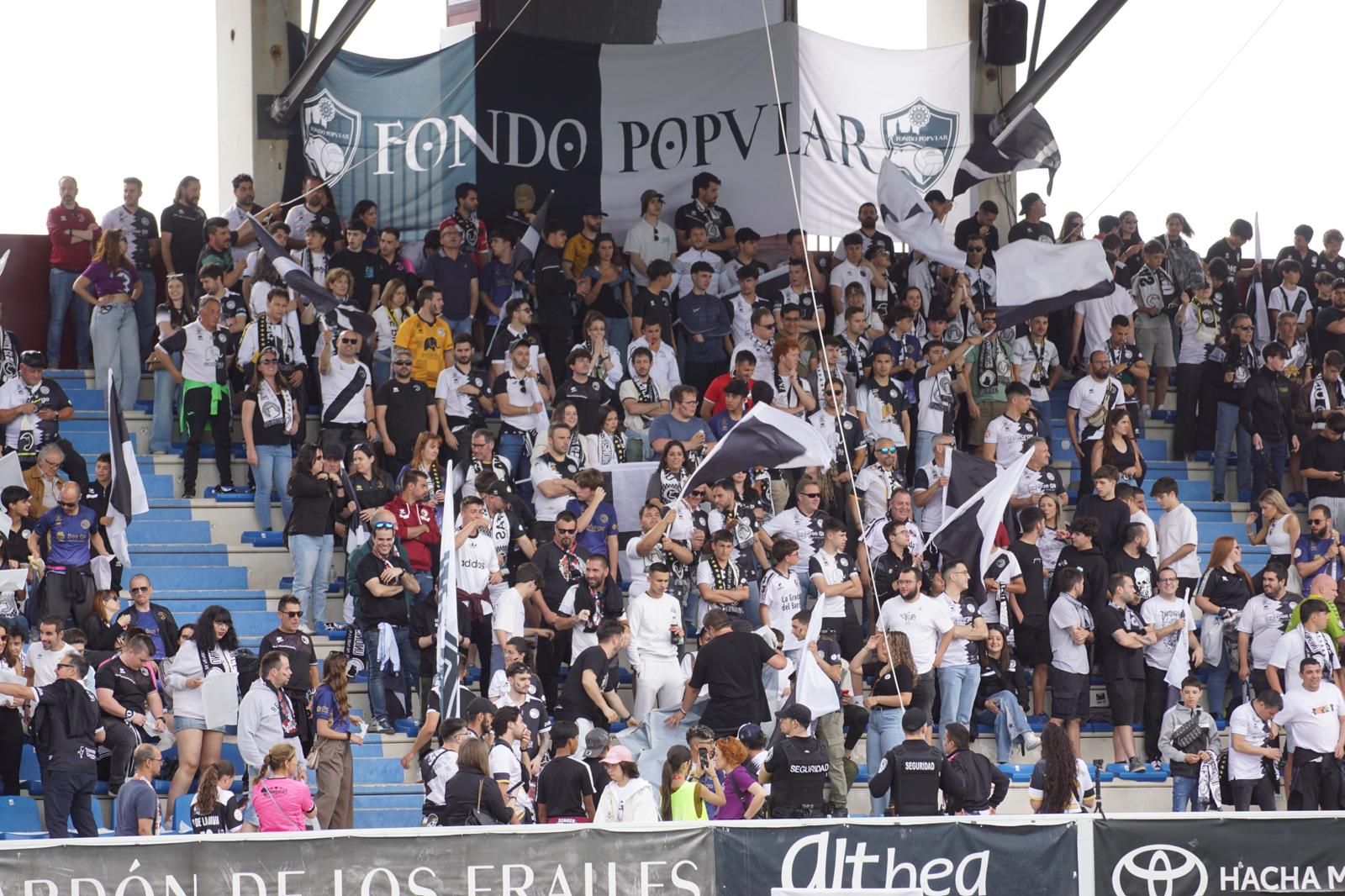 Unionistas – Bilbao Athletic. Estadio Reina Sofía