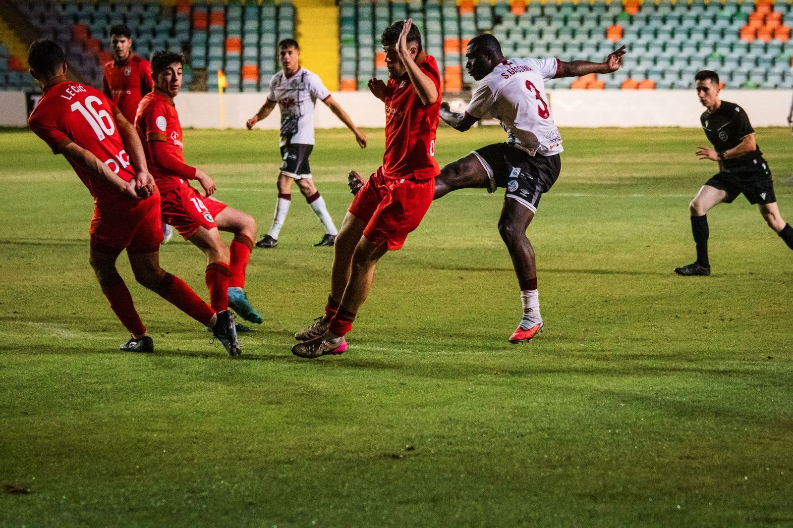 Salamanca CF UDS – Burgos Promesas. Estadio Helmántico