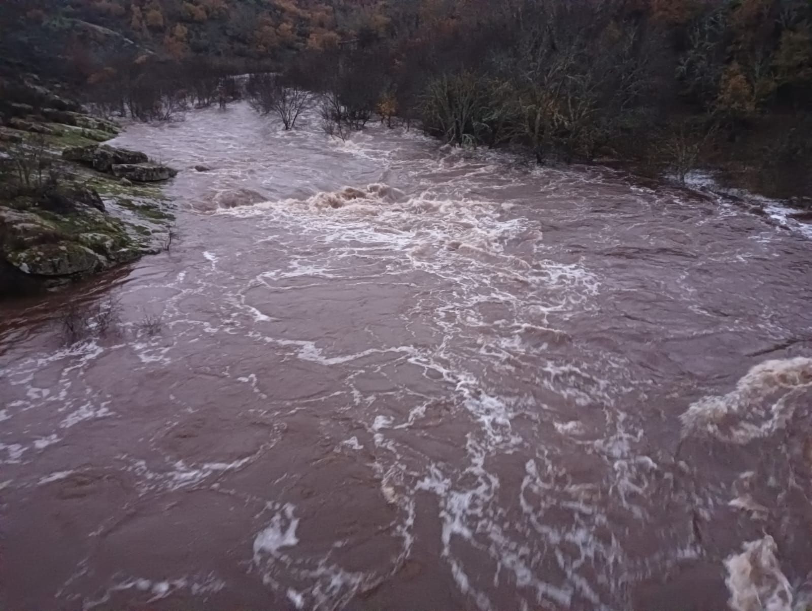 inundaciones-en-la-zonas-de-perena-masueco-y-villarino-1