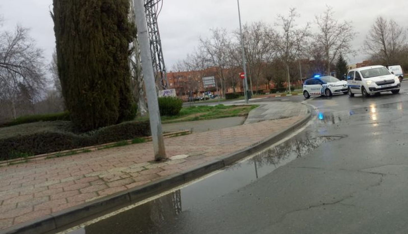 Trabajos de reparación de tuberías en Lasalle en la mañana de este jueves, 11 de febrero 2