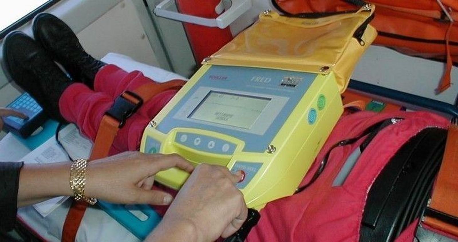 El curso de técnico deportivo municipal de la Diputación  formará en el uso de desfibriladores