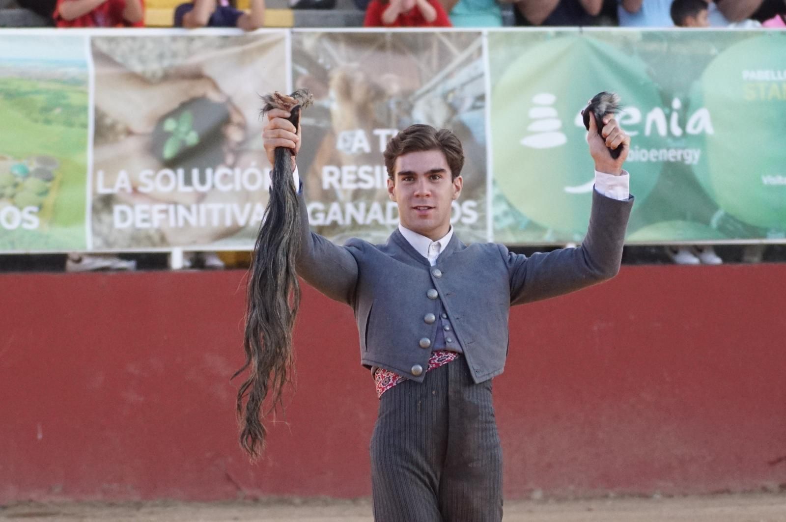 whatsapp-image-2024-09-07-at-20-49-10-4