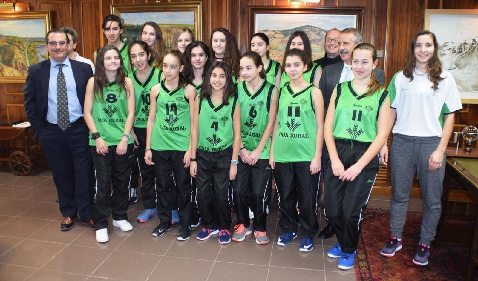 Las infantiles del Zamarat llenan su maleta de ilusión para participar en la Minicopa de la Reina