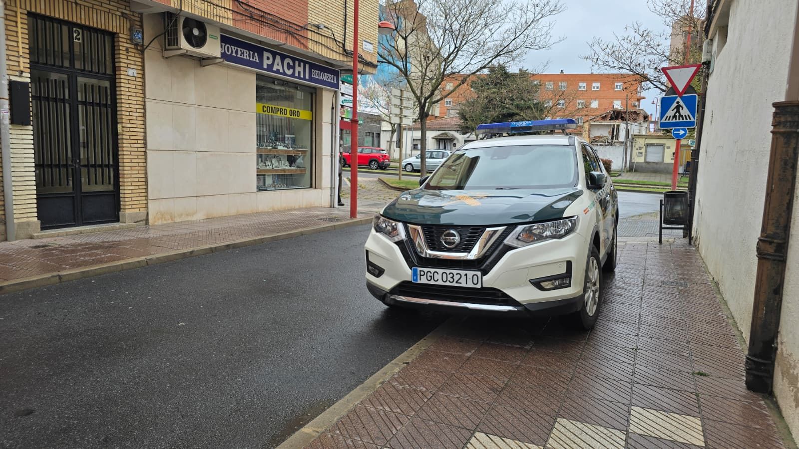 Asaltan a plena luz del día una joyería en Santa Marta de Tormes