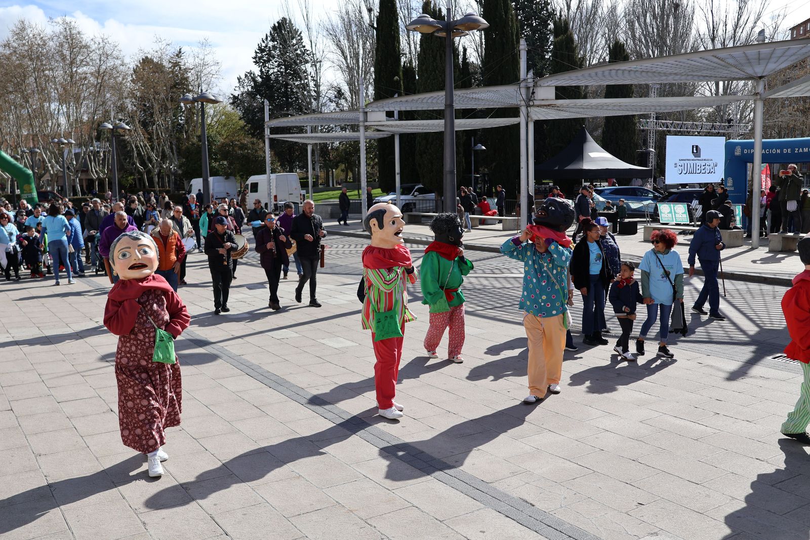 paseo-solidario-por-el-dia-mundial-del-autismo-en-zamora-25