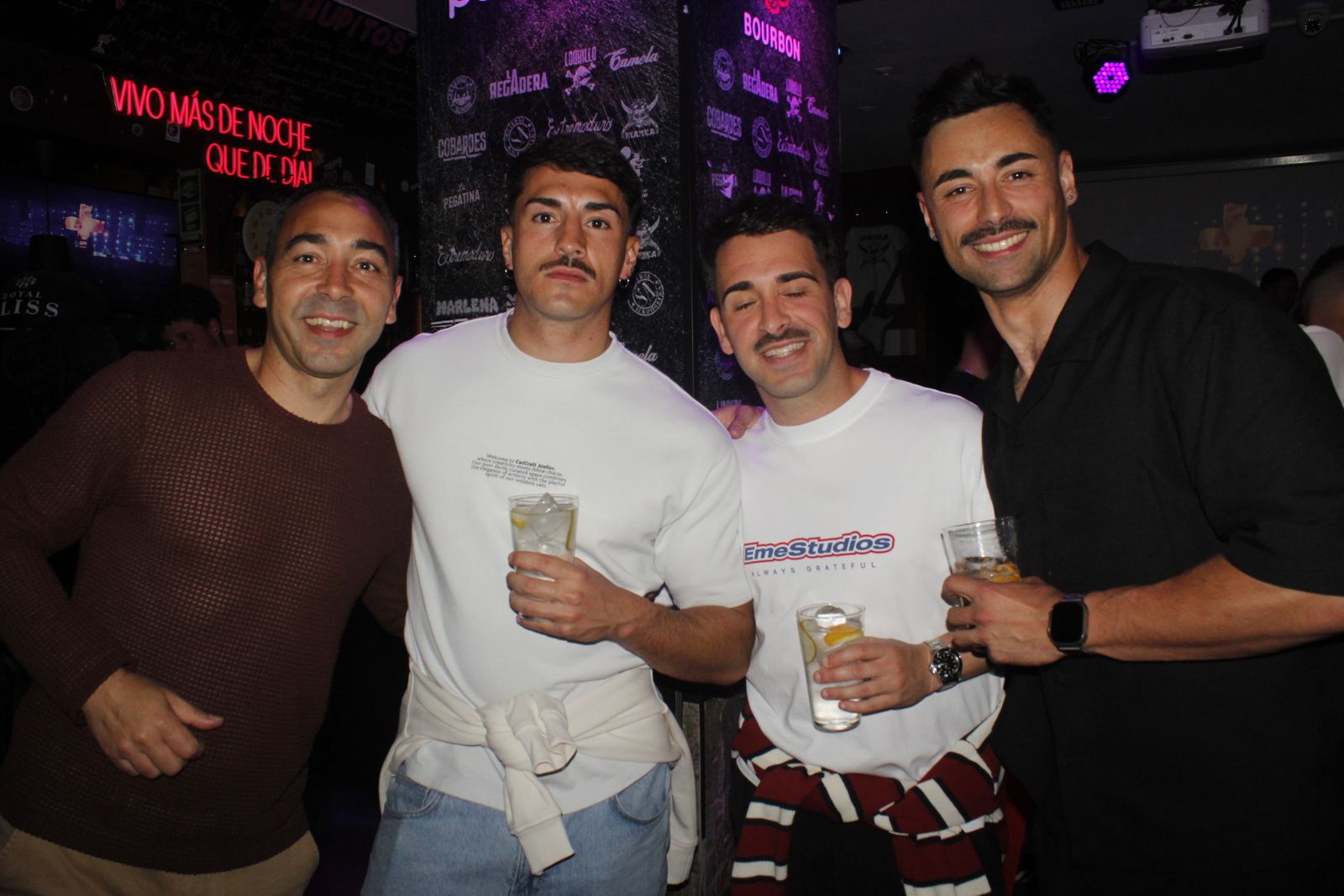 Salamanca de noche, jueves 9 de abril