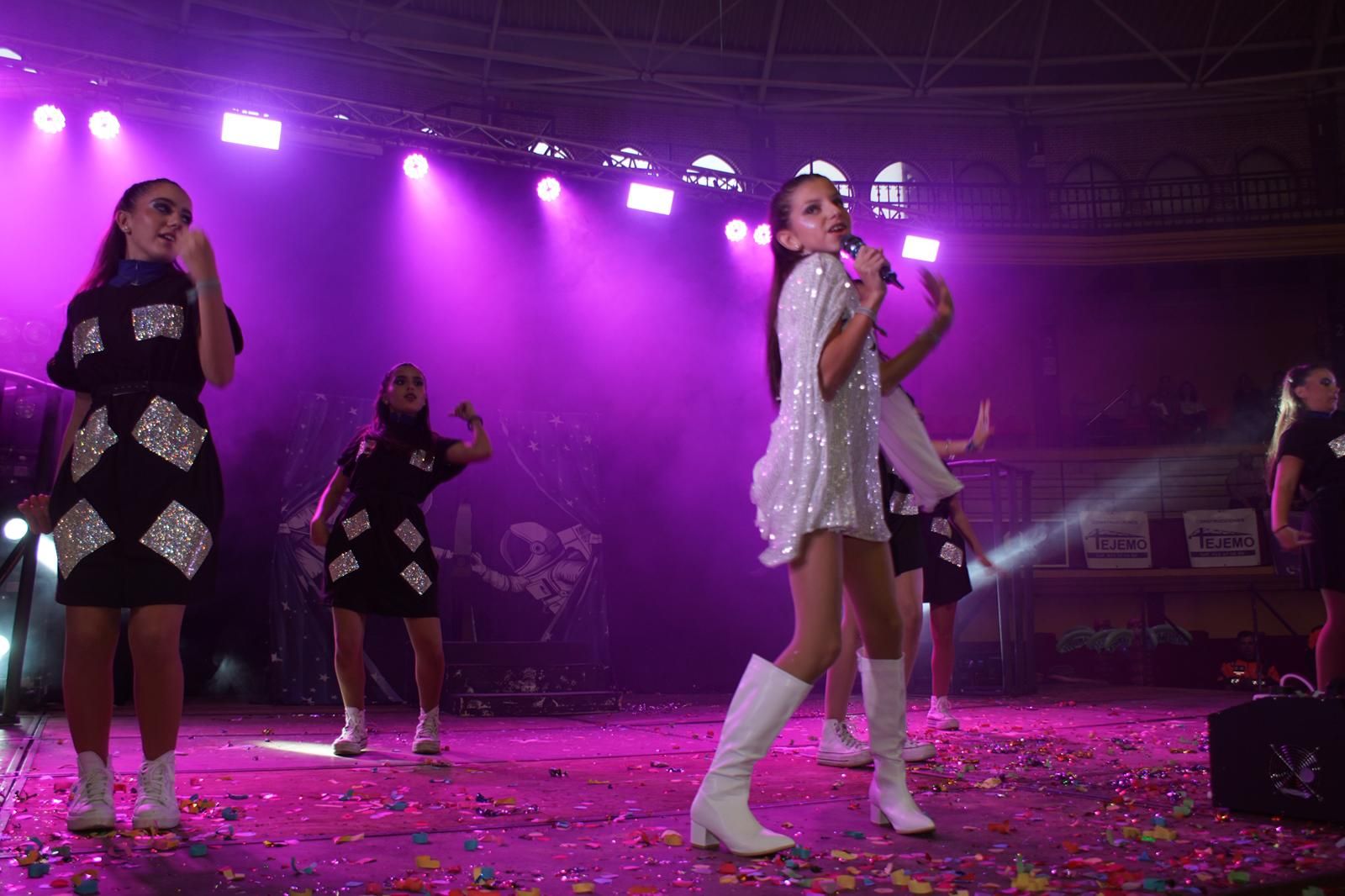 Emoción y creatividad en la primera cita del Play Back infantil en Alba de Tormes